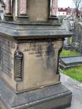 image of grave number 586703